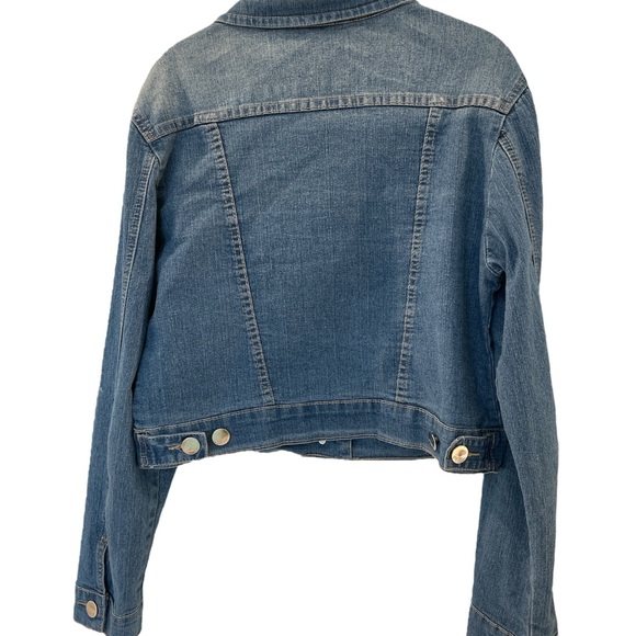 Cropped Denim Jacket - Picture 2 of 4
